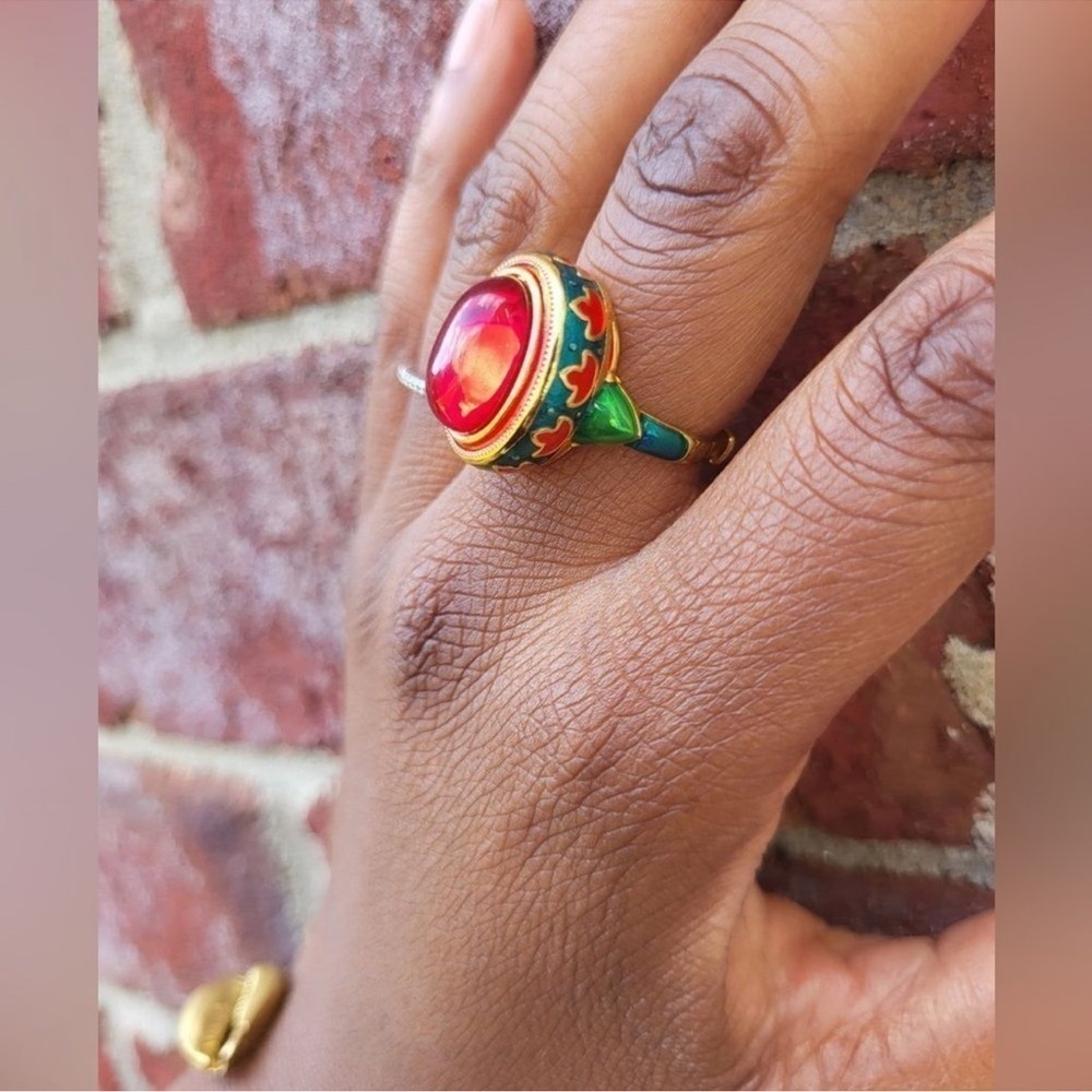 Ethnic Vintage Red Cabochon Enamel Ring - Picture 7 of 7